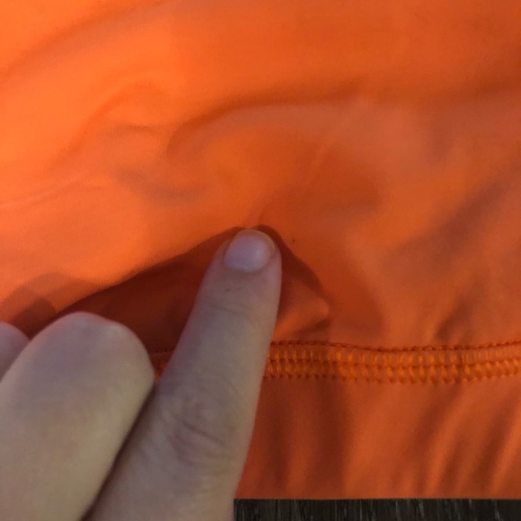 COPY - Lululemon Energy Bra 4 - Picture 7 of 8